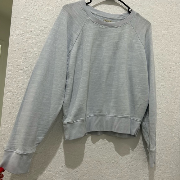 💥PRICE⬇️ J CREW • Lt . Blue Vintage Fleece • S - Picture 4 of 8